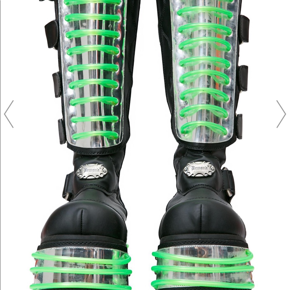 TECHNO UV PLATFORM BOOTS